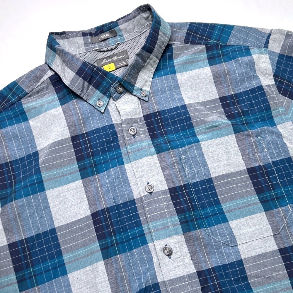 Eddie Bauer Mens Short Sleeve Button Down Shirt Blue Size XL Classic Fit Plaid